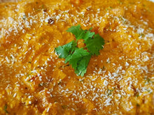 Load image into Gallery viewer, Creamy Chicken Korma, Desiccated Coconut &amp; Almonds (GF)
